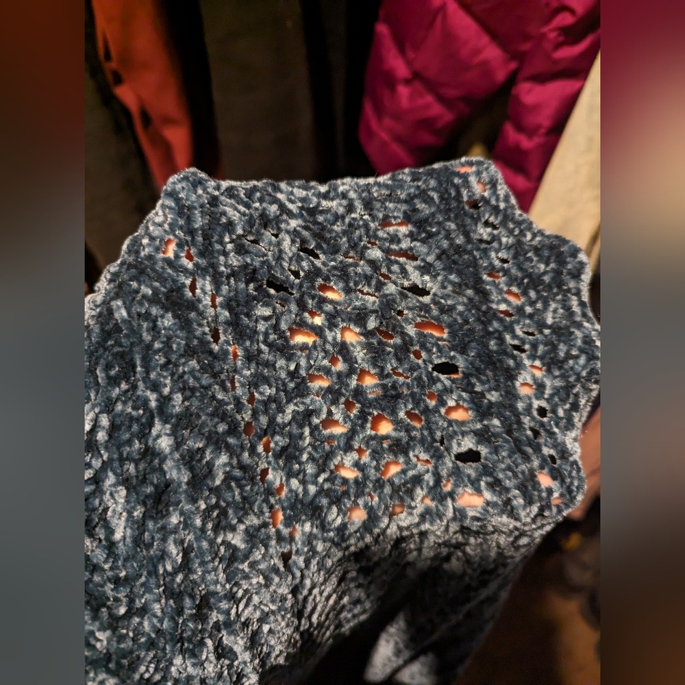 Blue Maurices Sweater - Picture 4 of 5
